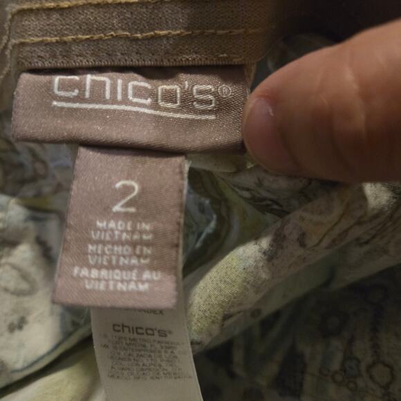 Chico’s Multicolor Print Crop Pants Size 2 (Large) - Picture 3 of 11